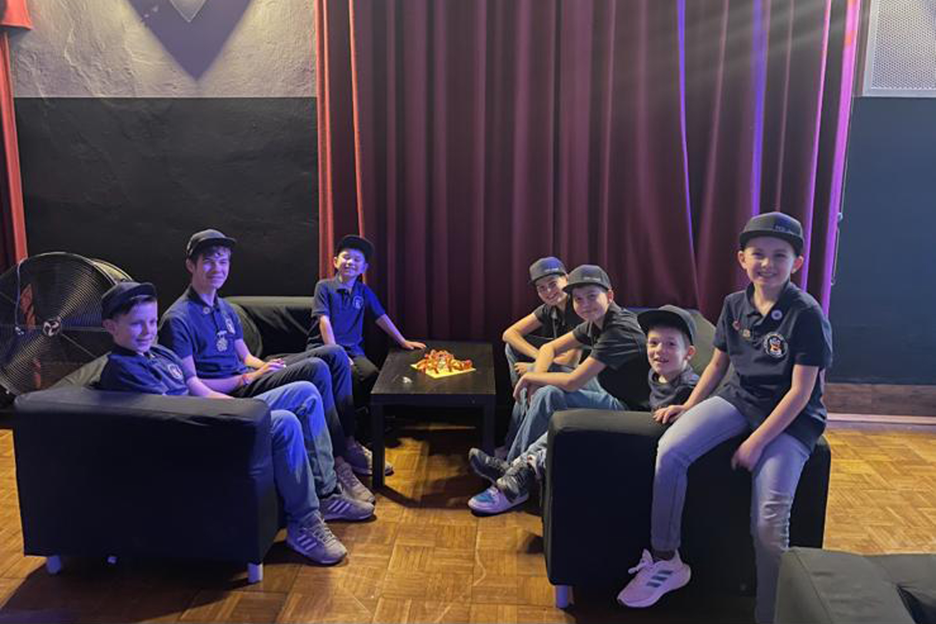 Sketch und Tanzgruppe FCV-Jungs